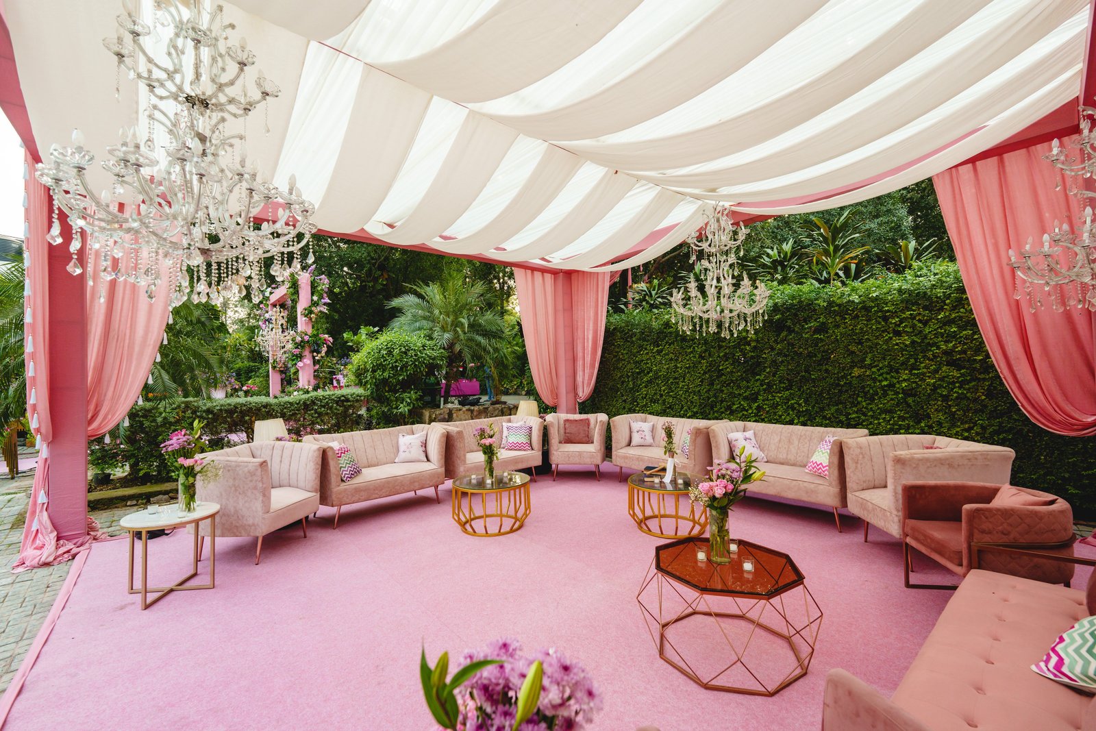 Pink wedding lounge